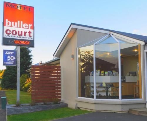 Buller Court On Palmerston Westport Exterior foto
