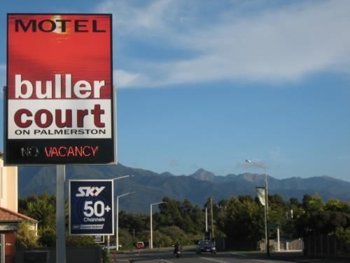 Buller Court On Palmerston Westport Exterior foto